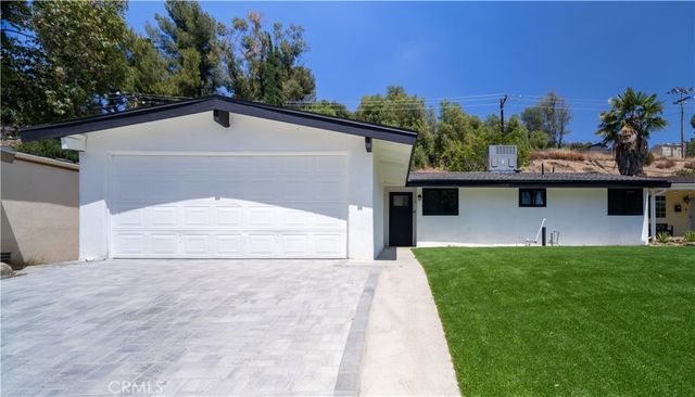 27316 Altamere Avenue, Canyon Country