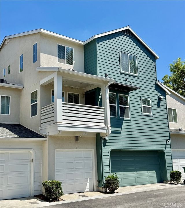 5 Quartz, Ladera Ranch
