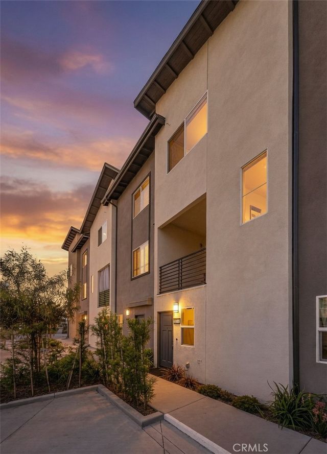 1174 Santo Antonio, Colton