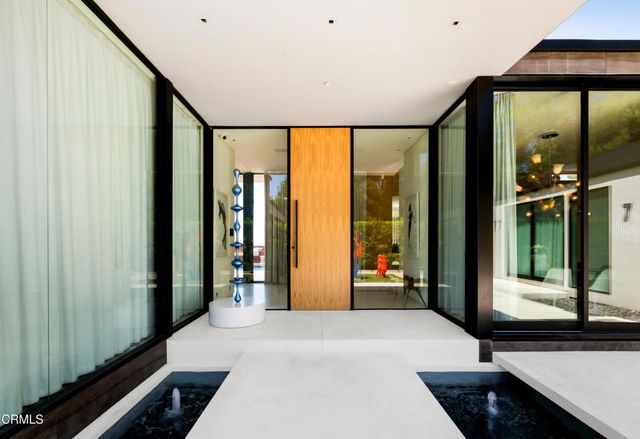 590 Haynes Avenue, Beverly Hills