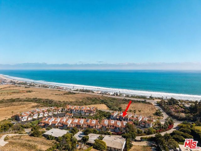 6422 Lunita Road, Malibu