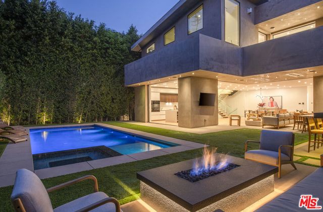 1845 Coldwater Canyon Drive, Beverly Hills