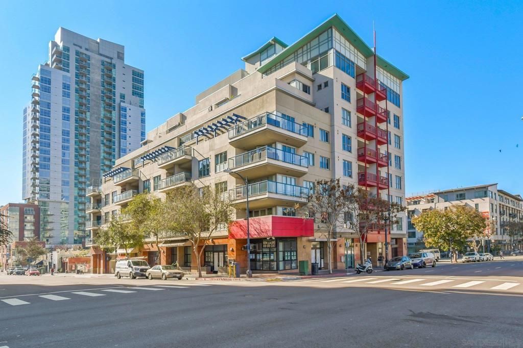 875 G St # 512, San Diego