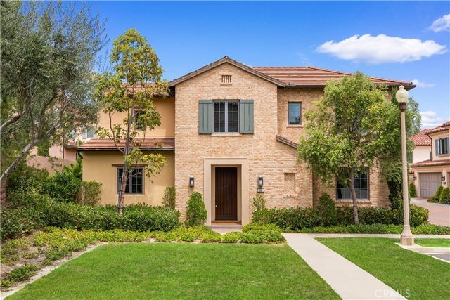 146 Dolci, Irvine