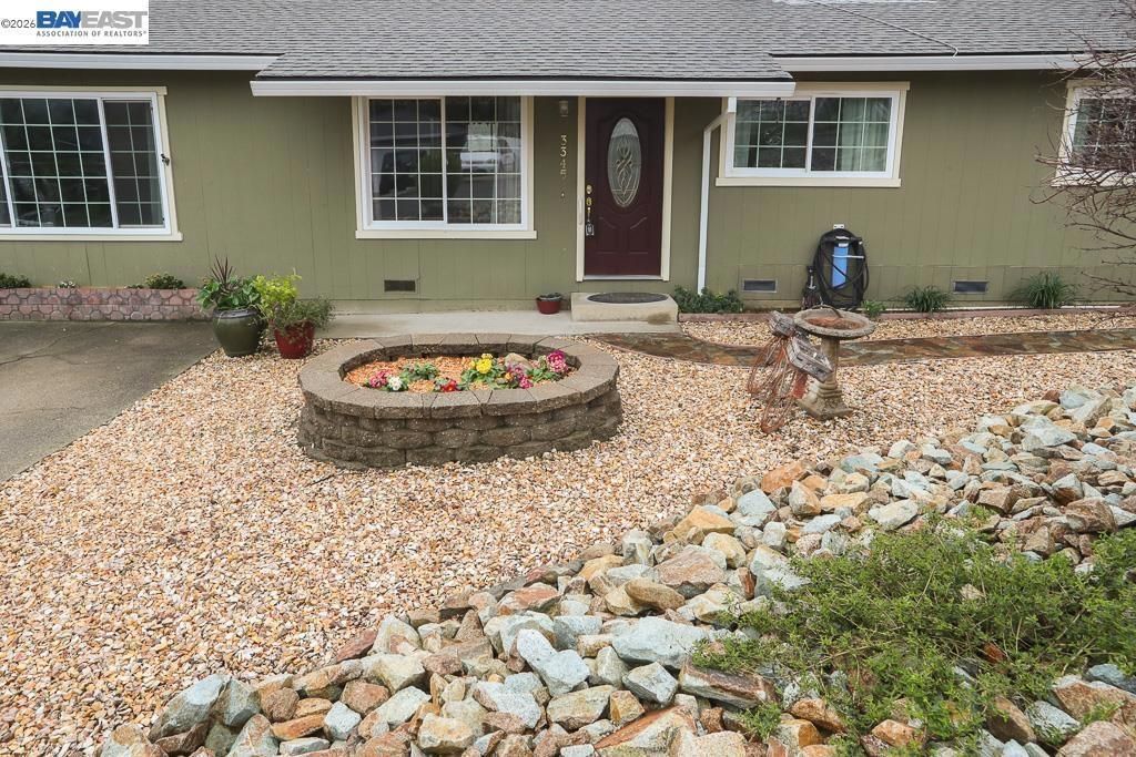 3345 Oakwood Place, Redding
