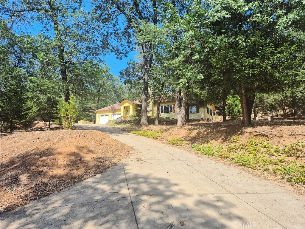 14274 Regina Way, Cobb