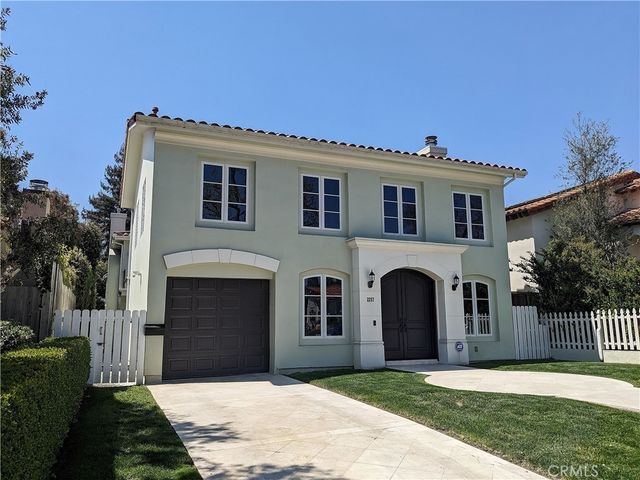2257 Manning Avenue, Los Angeles