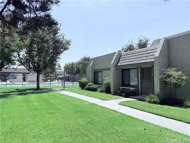 16144 Crystal Creek, Cerritos