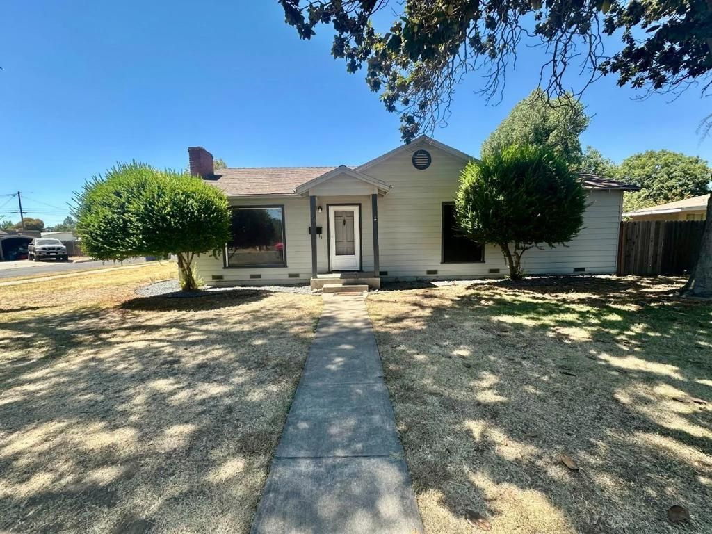 820 Monterey Avenue, Chowchilla