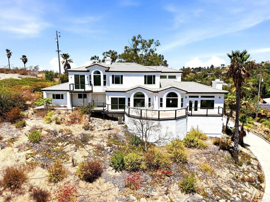1522 Maxwell Lane, Vista