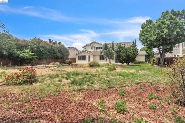 2630 Annette Ct, Tracy