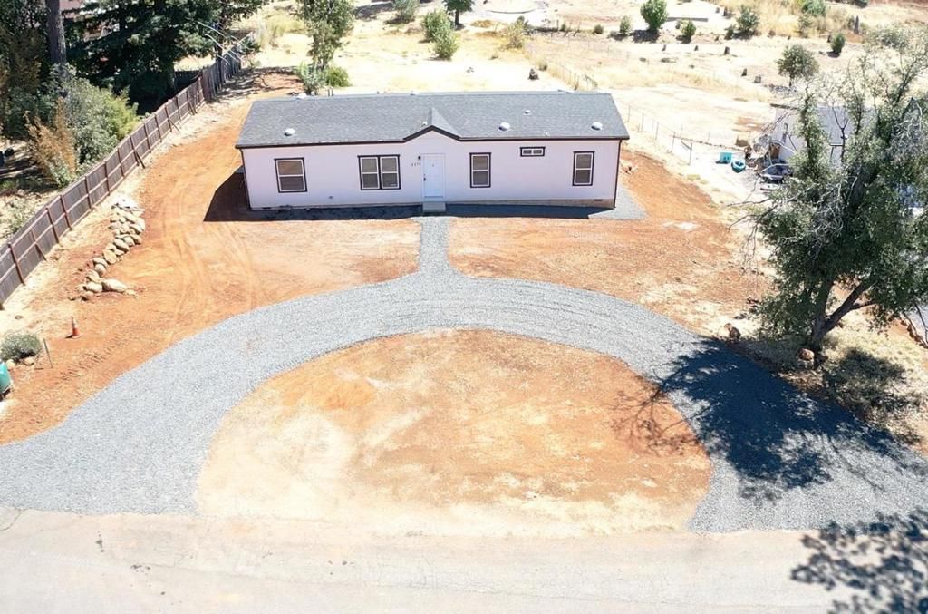 5570 De Sante Lane, Paradise