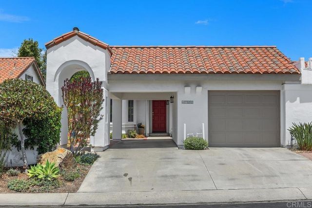 4722 Collinos Way, Oceanside