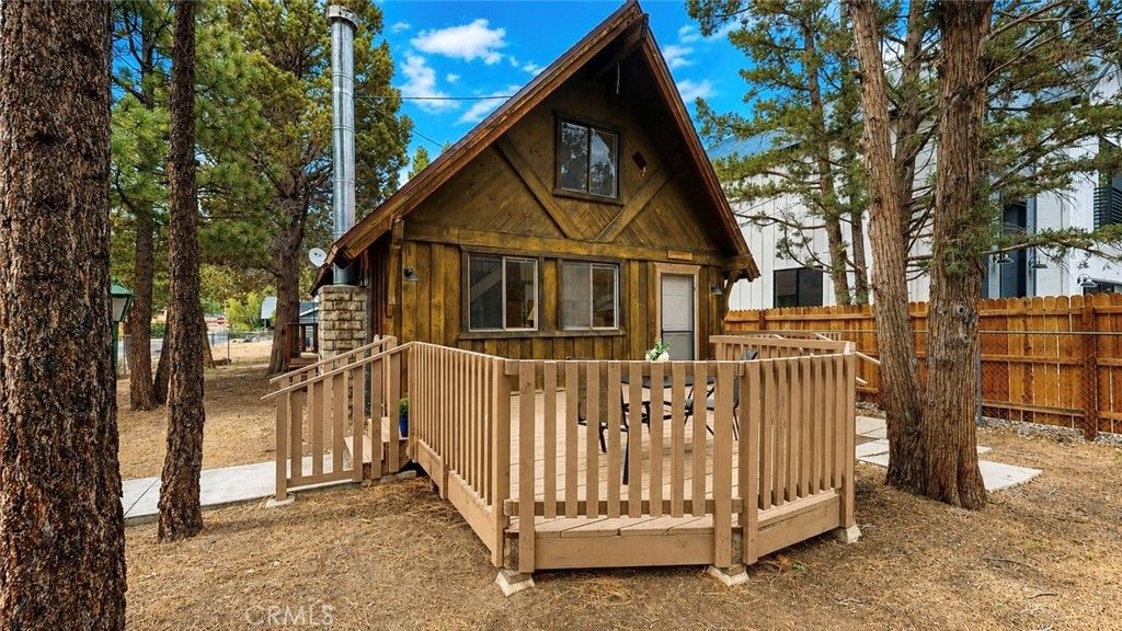 301 E Angeles, Big Bear City