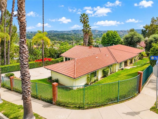 834 Cloverview, Glendora