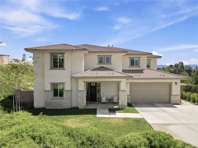 1238 Matterhorn, Riverside