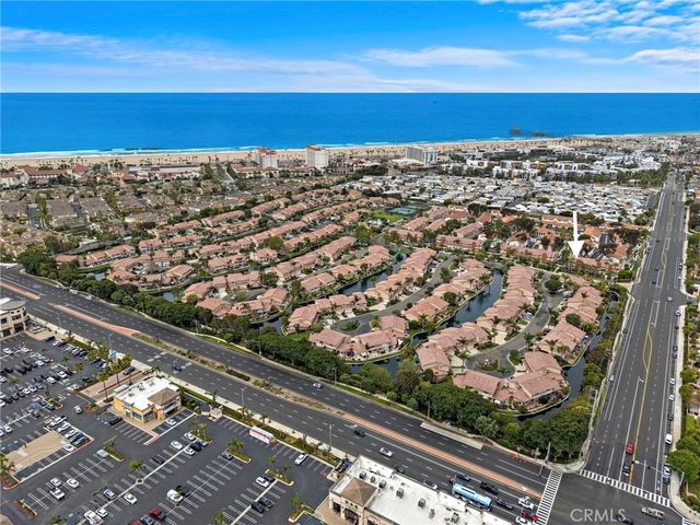 21038 Poolside, Huntington Beach