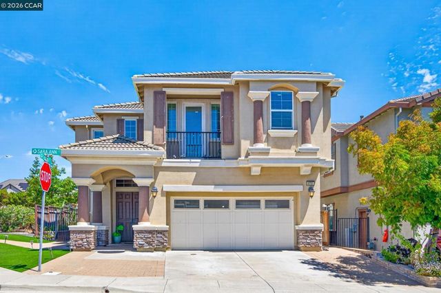 9701 Sara Ann Ct, Dublin