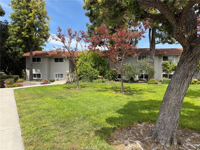 2186 Via Mariposa E E # A, Laguna Woods