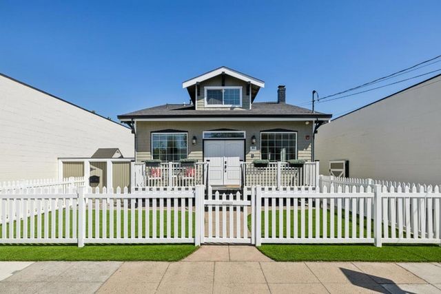 917 Howard Avenue, Burlingame