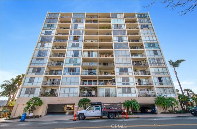 4944 Cass Street # 1101, San Diego