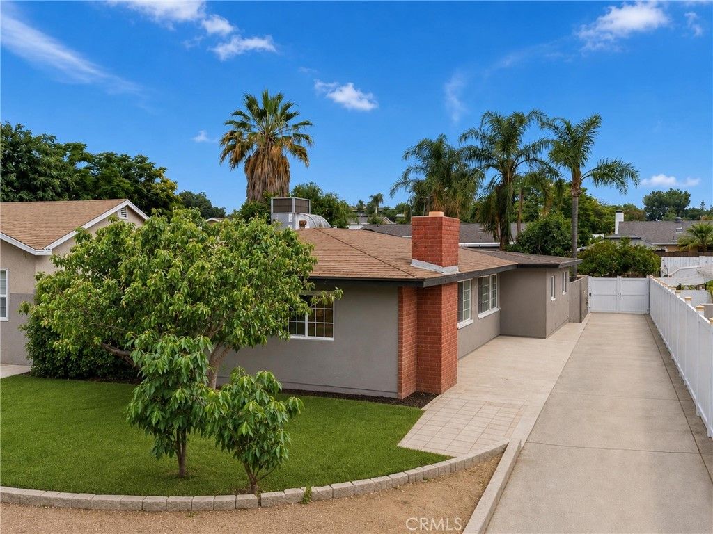 6057 Florence, Riverside