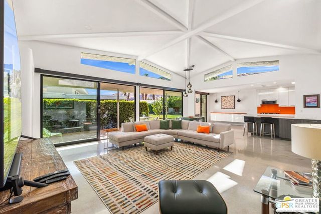 2426 S Madrona Drive, Palm Springs