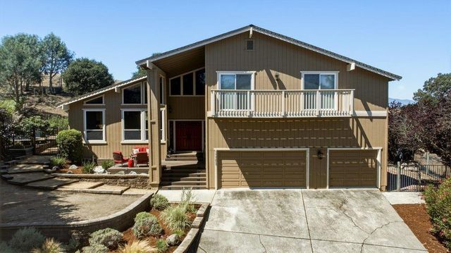 17795 Holiday Drive, Morgan Hill
