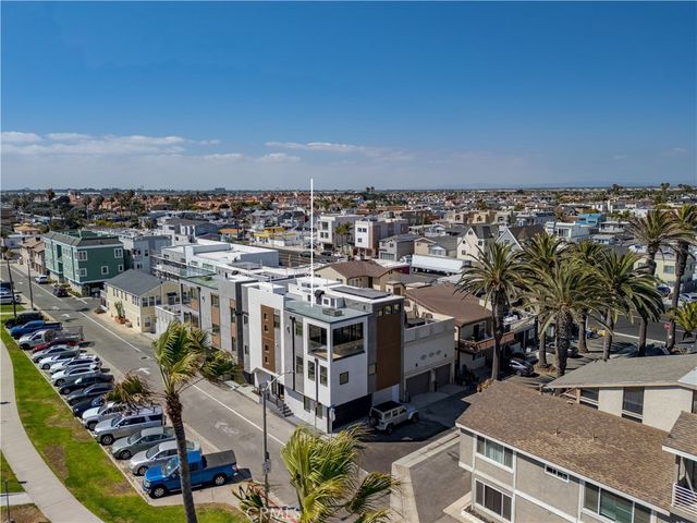 16815 14th, Sunset Beach