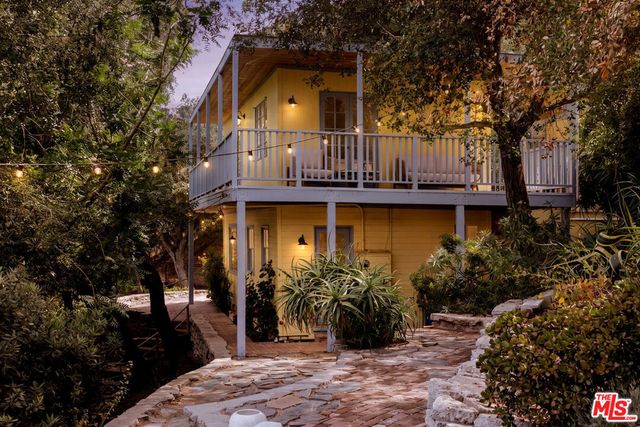 2041 N Alta Vista Avenue, Los Angeles