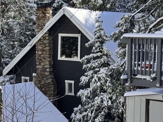 975 Mercury Way, Crestline