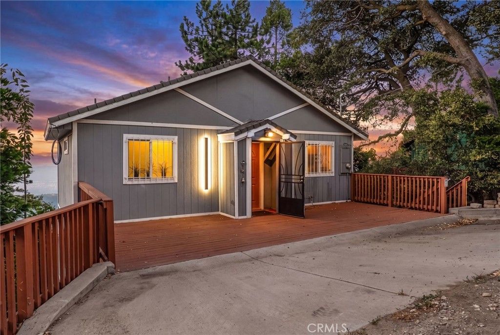 23377 Crestview, Crestline