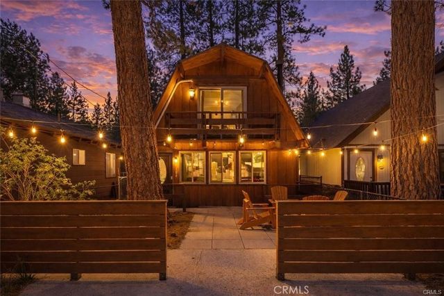 1104 Robinhood, Big Bear City
