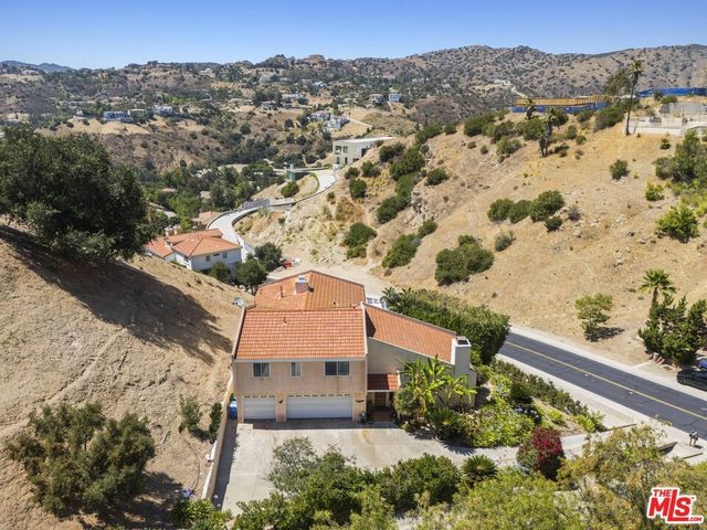 51 Flintlock Lane, Bell Canyon