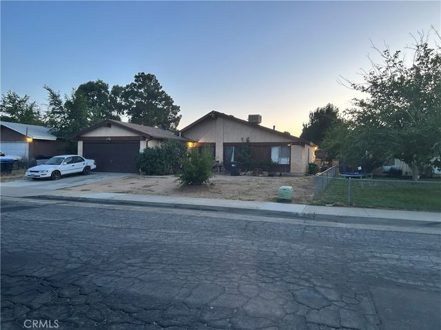 43001 38th W, Lancaster
