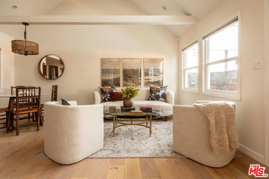 12458 Laurel Terrace Drive, Studio City
