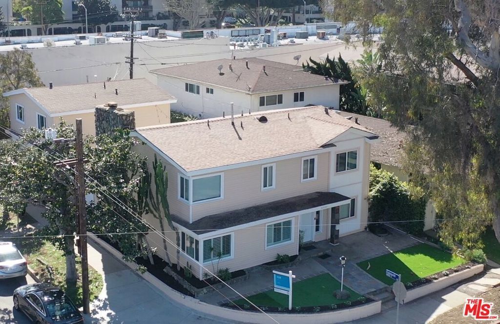 8100 W 83rd Street, Playa Del Rey