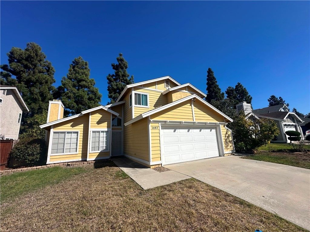 1683 Bronco, Oceanside