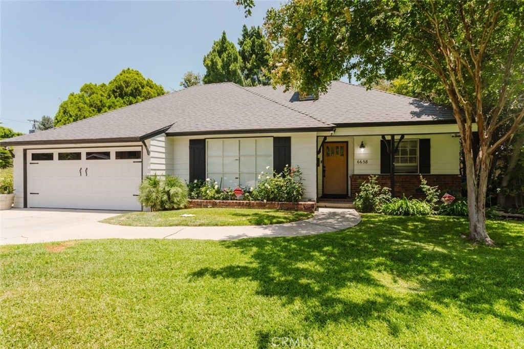 6638 Blucher Avenue, Van Nuys