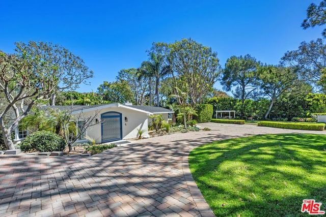 29260 Sea Lion Place, Malibu