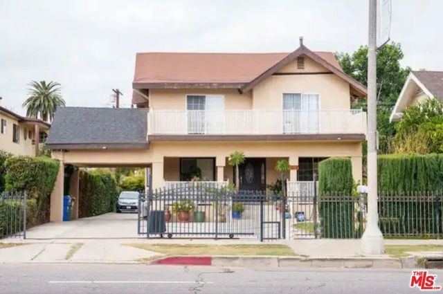 1215 Crenshaw Boulevard, Los Angeles