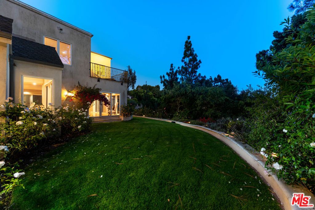 12750 Mulholland Drive, Beverly Hills