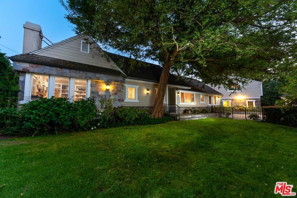 12750 Mulholland Drive, Beverly Hills