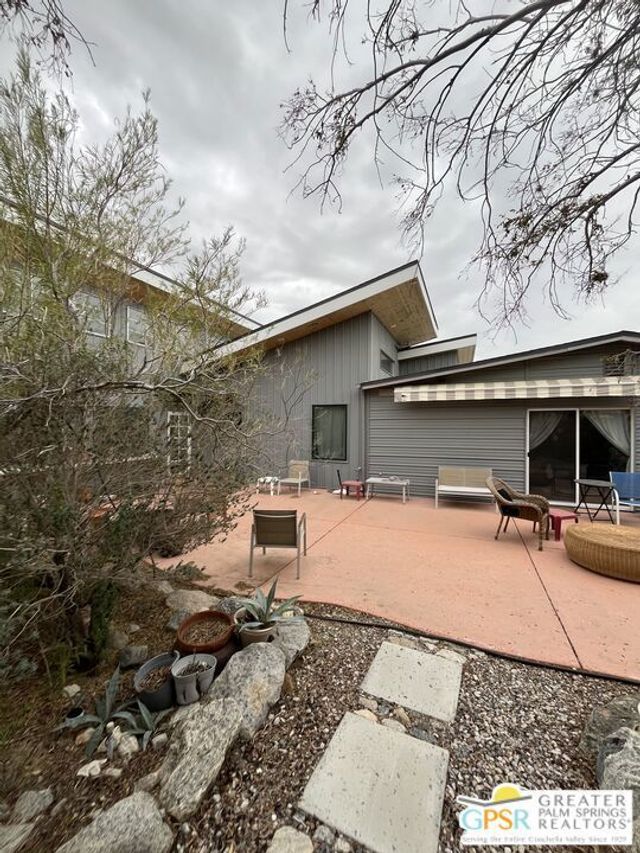 18568 Ford Avenue, Desert Hot Springs