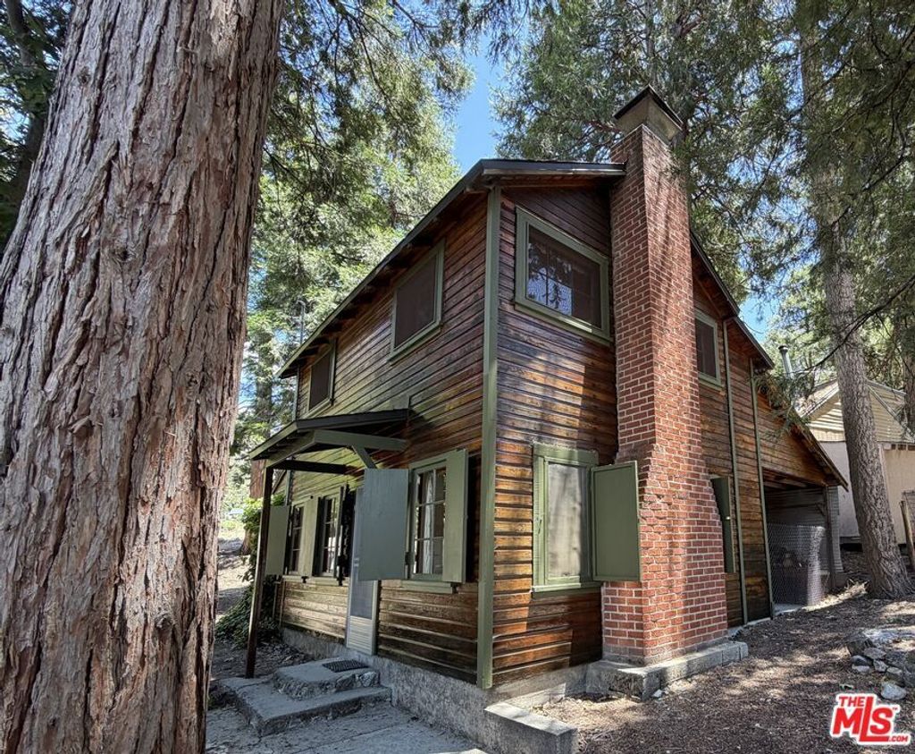 41471 Valley Of The Falls Drive, Forest Falls