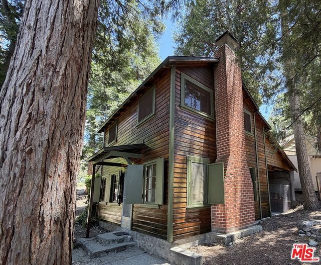 41471 Valley Of The Falls Drive, Forest Falls