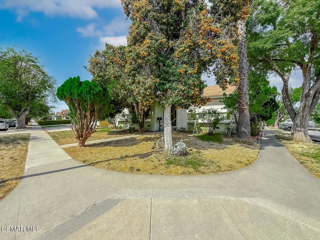 7455 Donna Avenue, Reseda