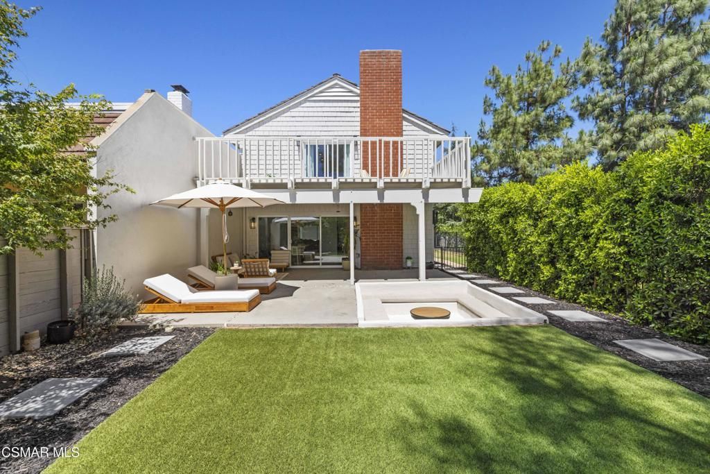 32038 Waterside Lane, Westlake Village