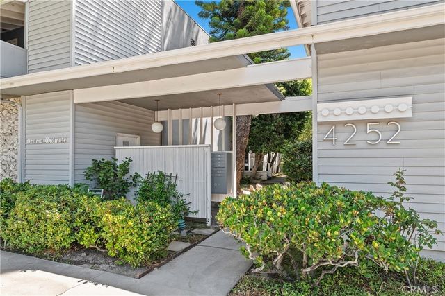 4252 Fair Avenue # 22, Studio City