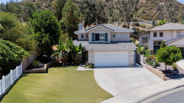 28222 Cascade, Castaic